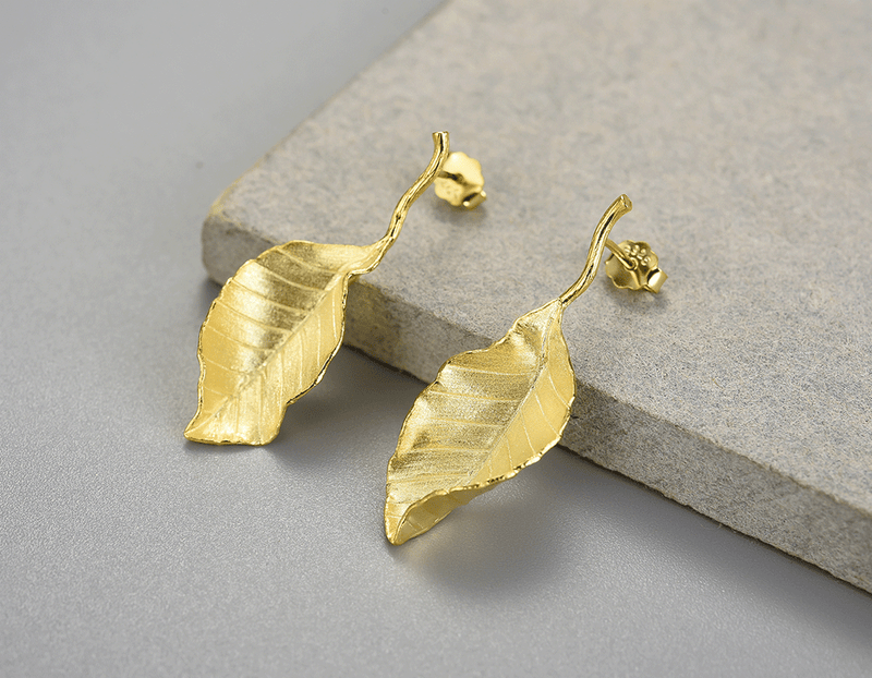 Elegant Autumn Leaf Stud Earring