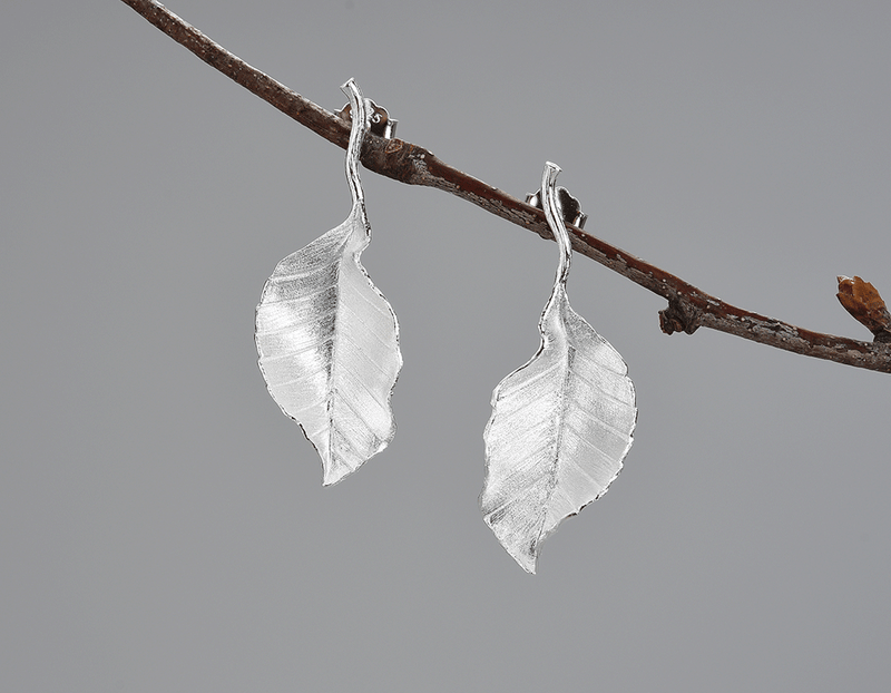 Elegant Autumn Leaf Stud Earring