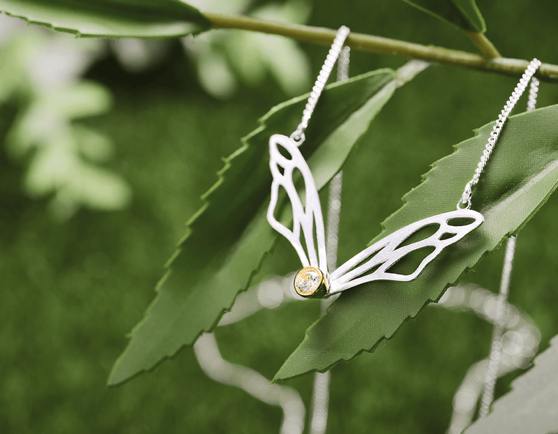 Hollow Butterfly Wings Necklace