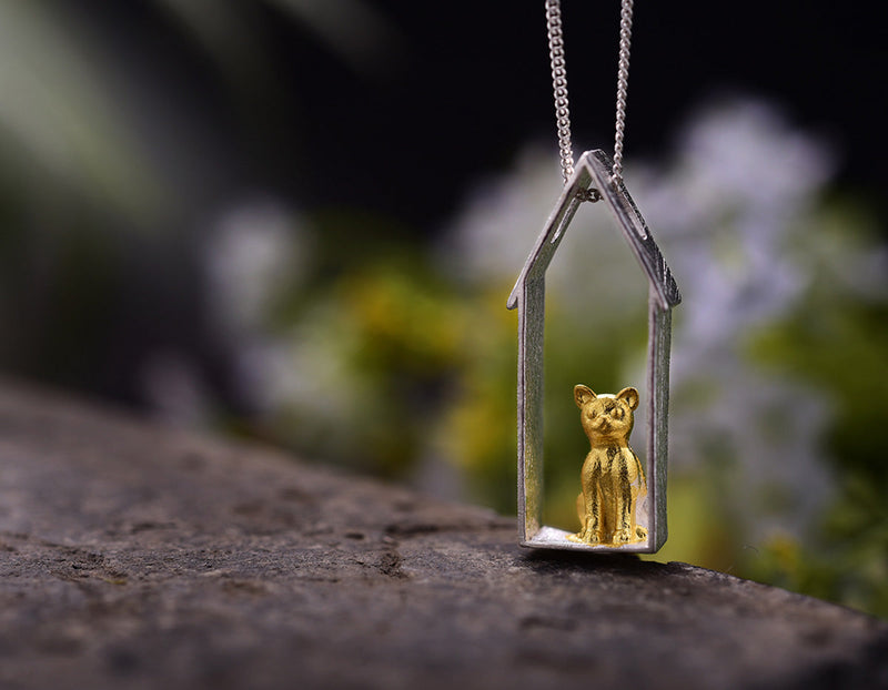 Daydreaming Cat Pendant