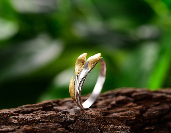 Golden Leaves Ring