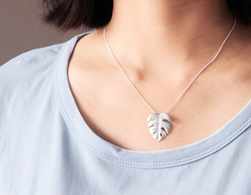 Monstera Leaf Pendant